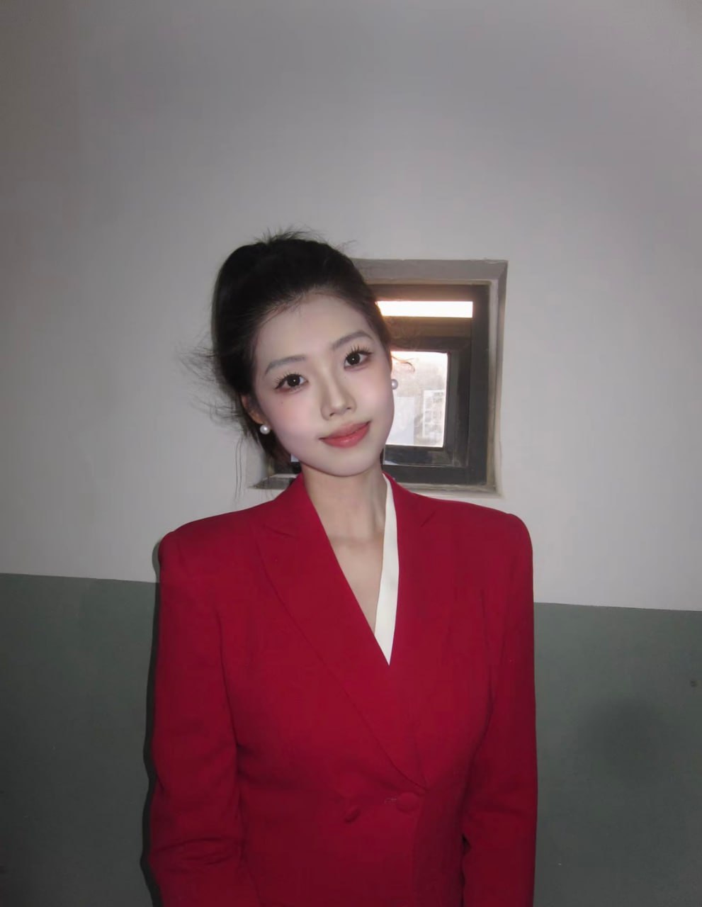 素人情侣大奶子女友，这个表情是真的非常骚